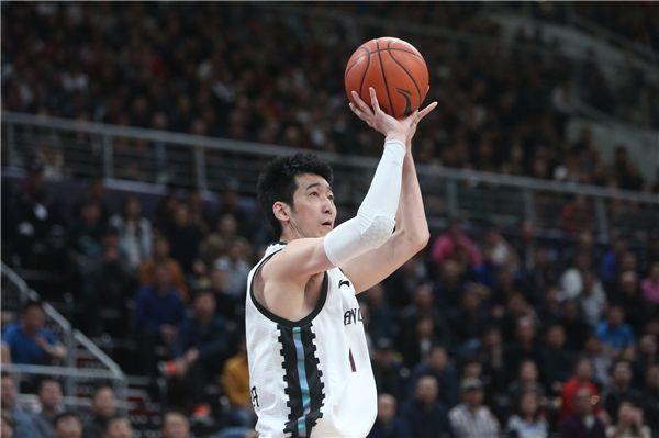 刘志轩三分绝杀：福建队夺得关键胜利