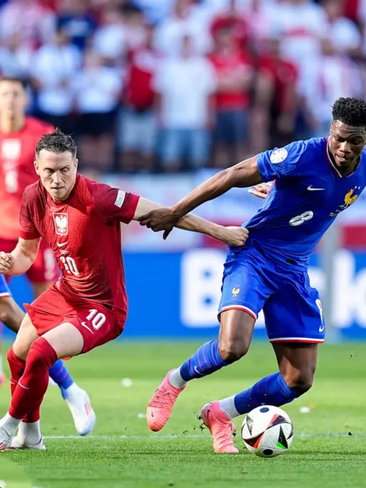 关于顶尖运动员集结争锋,双方角逐激烈的信息 关于顶尖运动员集结争锋,双方角逐激烈的信息