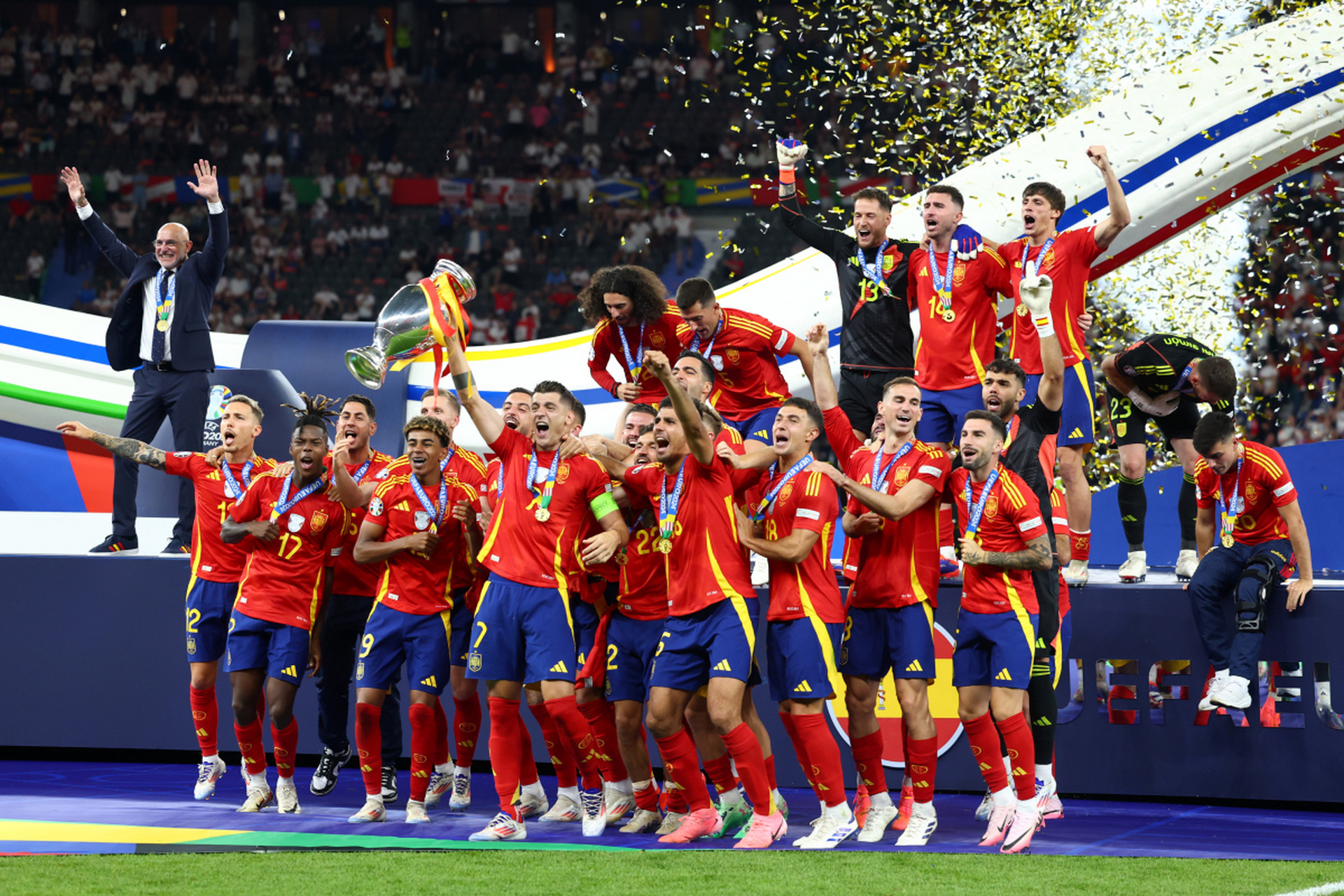 关于芬兰战胜希腊，欧洲杯前景一片光明的信息