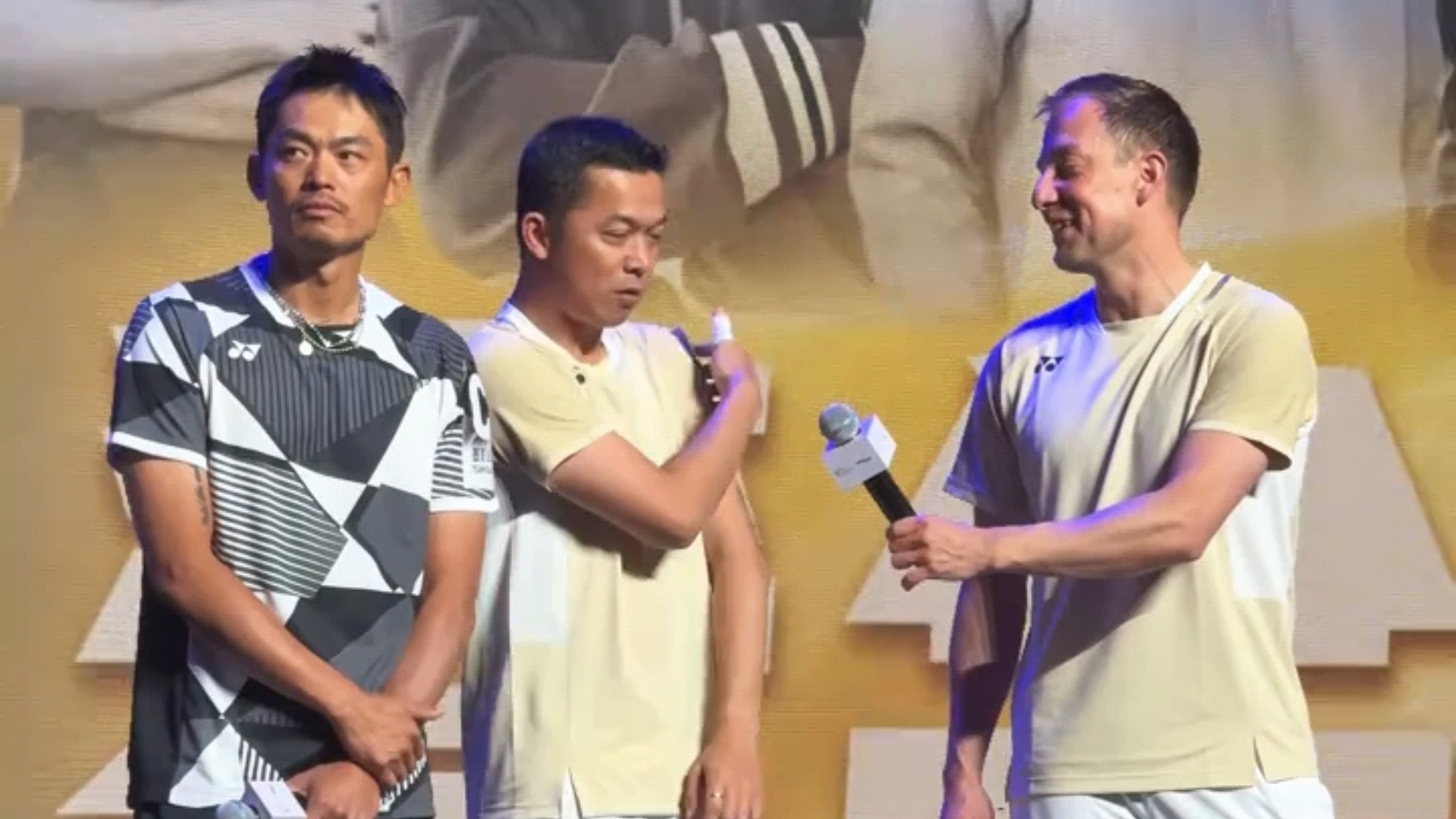 丹麦羽毛球队鏖战印尼羽毛球队，陶菲克关键制胜的简单介绍