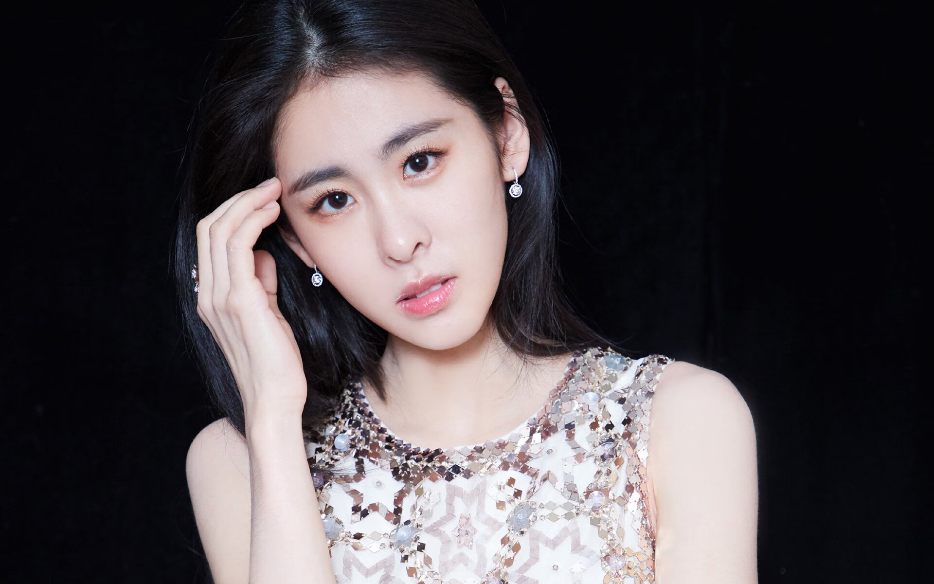 世界排名激战夜,贝恩的里程碑与荣耀之争