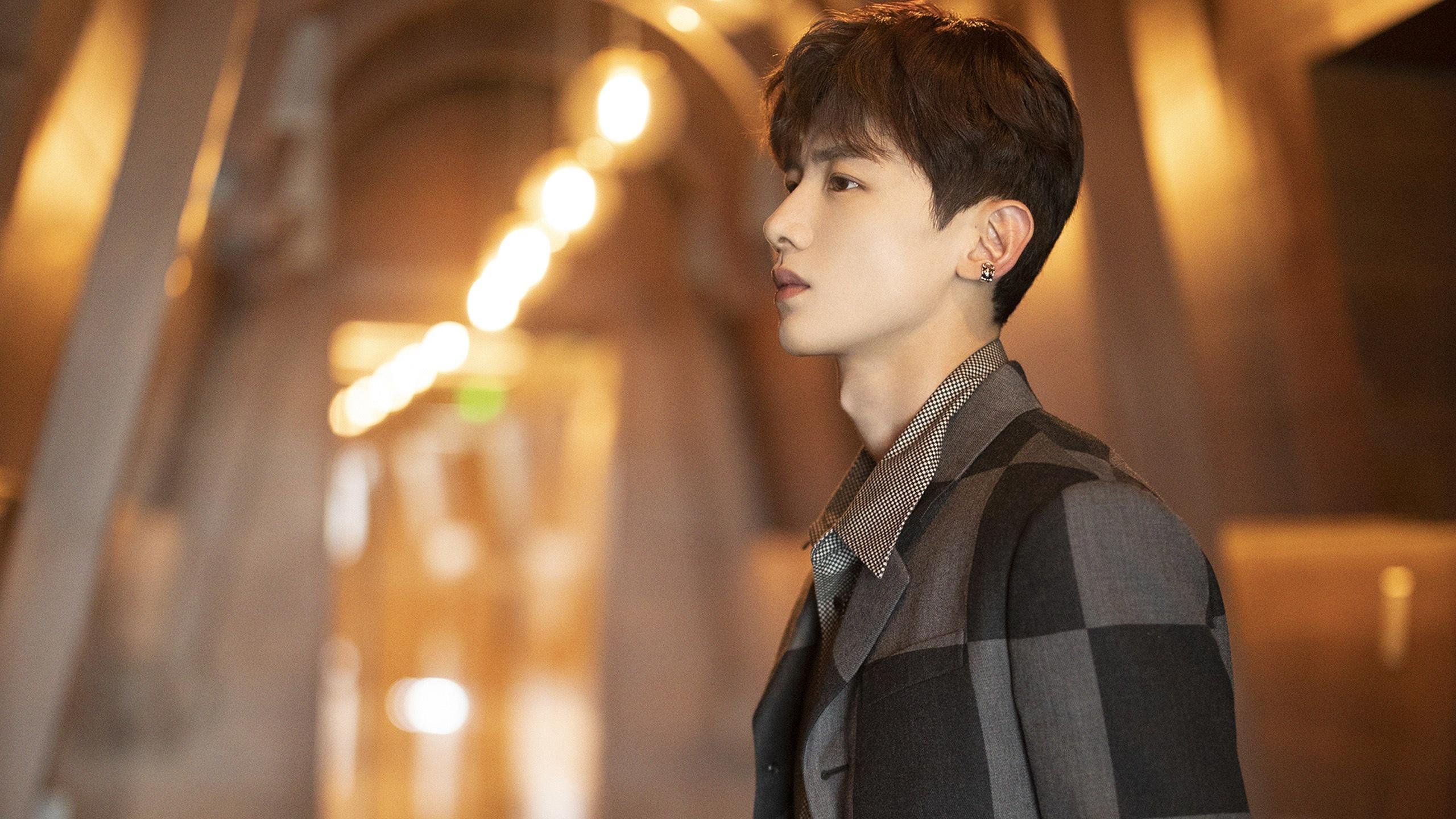 利拉德关键先生本色尽显,湖人队力克新疆队获胜利