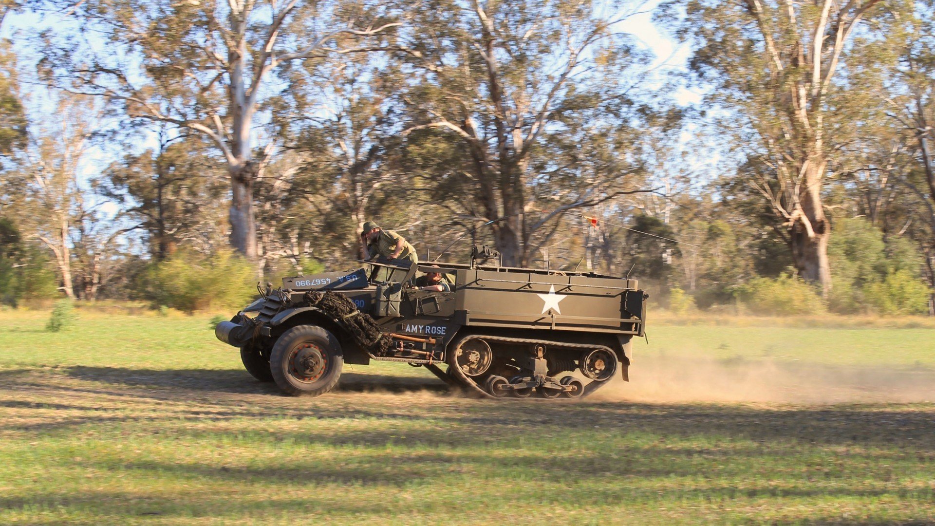 利拉德西征东伐，生涯之夜点燃广厦与湖人的平行对决