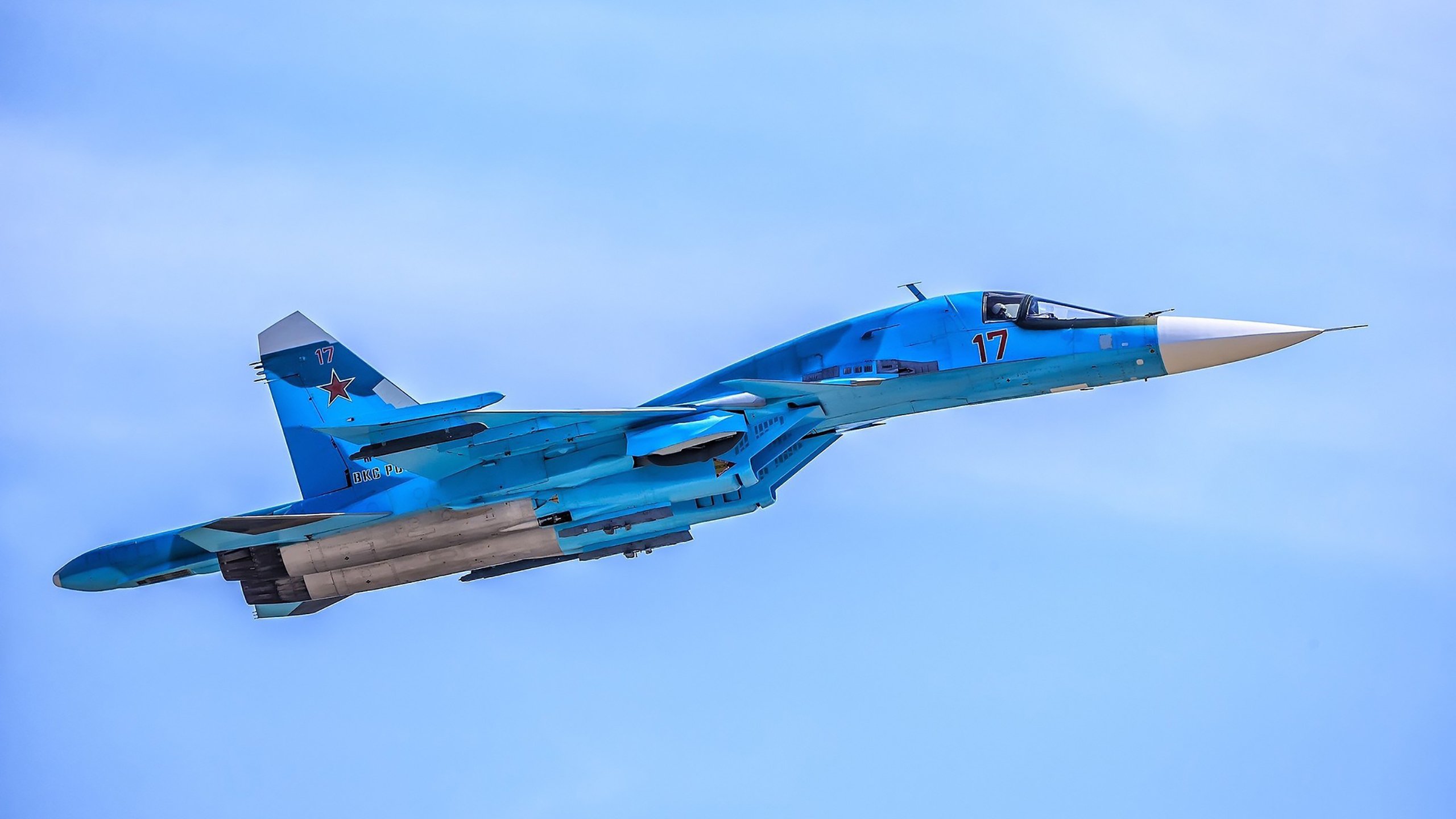 征服的两种姿态，从橄榄球场的铁血碾压到欧冠赛场的个人英雄主义