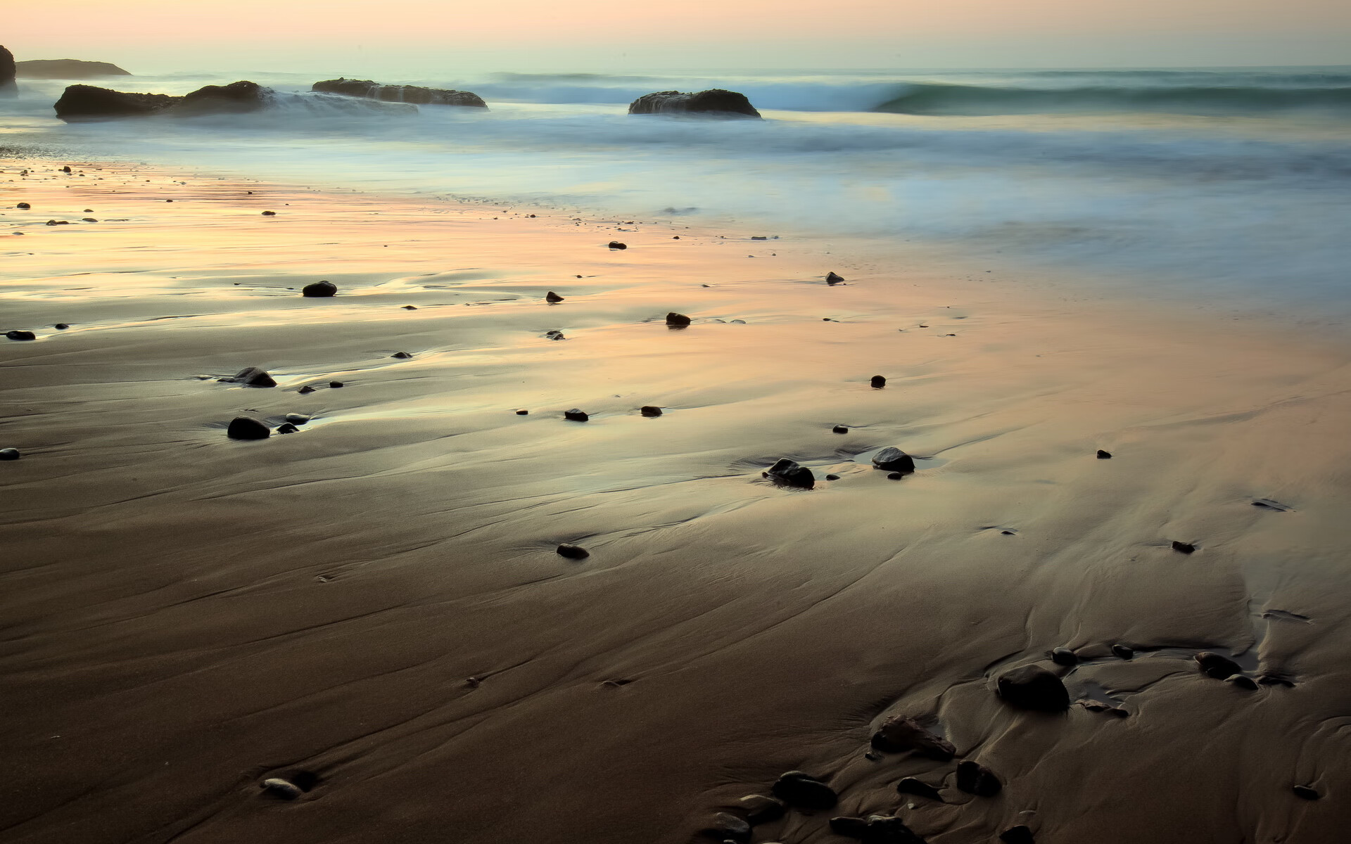 开云体育官网-闪耀与突围，东契奇与雄鹿在命运十字路口的无声呐喊