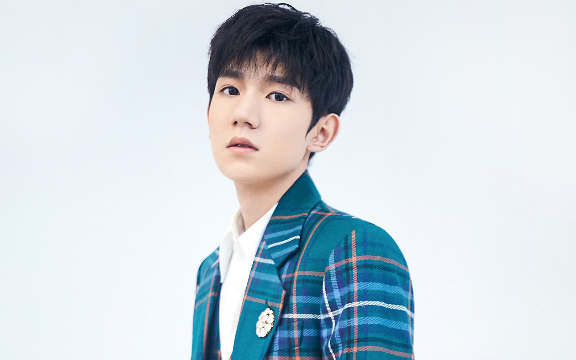 星光黯去，巨浪涌起，爱德华兹如何吞噬篮网防线，宣告新时代